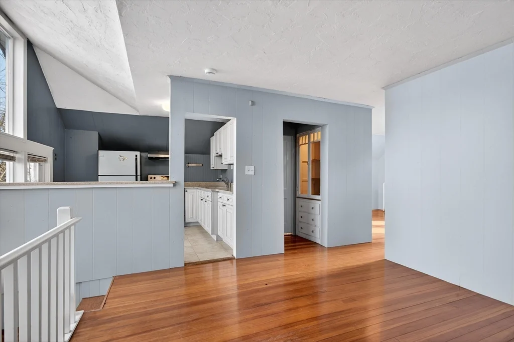 1 bed, 1 bath apartment for rent at 306 Edge Hill Rd Unit R, Milton — photo 16 of 20