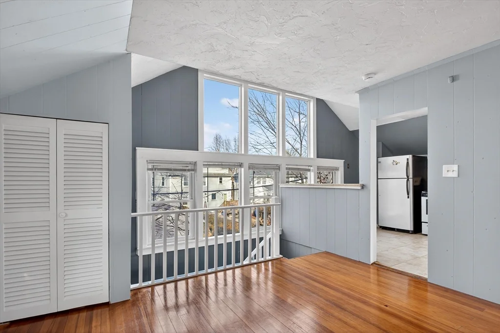 1 bed, 1 bath apartment for rent at 306 Edge Hill Rd Unit R, Milton — photo 5 of 20