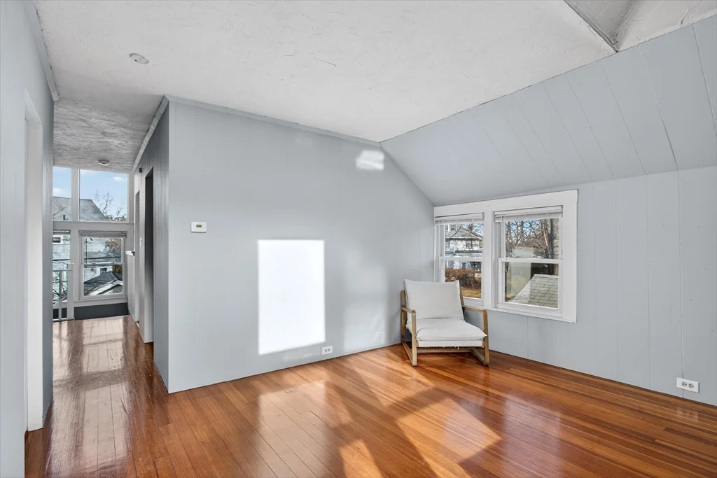 1 bed, 1 bath apartment for rent at 306 Edge Hill Rd Unit R, Milton — photo 15 of 20