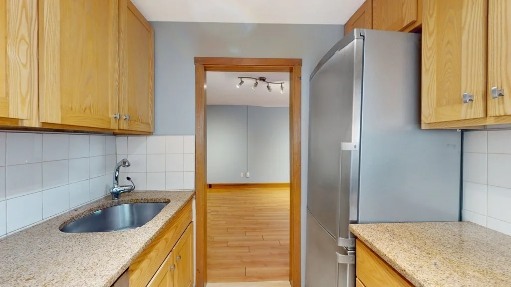 2 bed, 1 bath apartment for rent at 306 Savin Hill Ave Unit 2, Dorchester — photo 2 of 28