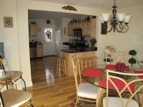 3 bed, 3 bath apartment for rent at 307 Shrewsbury St Unit 1, Holden — photo 4 of 14