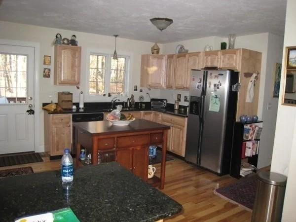 3 bed, 3 bath apartment for rent at 307 Shrewsbury St Unit 1, Holden — photo 2 of 14