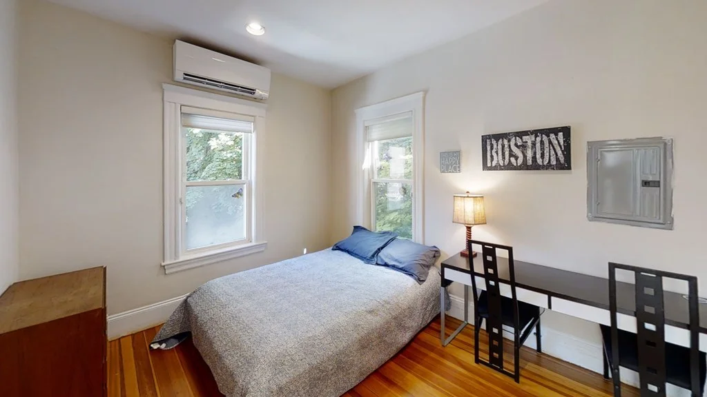 3 bed, 1 bath apartment for rent at 307 Tappan St Unit 3, Beaconsfield — photo 8 of 13