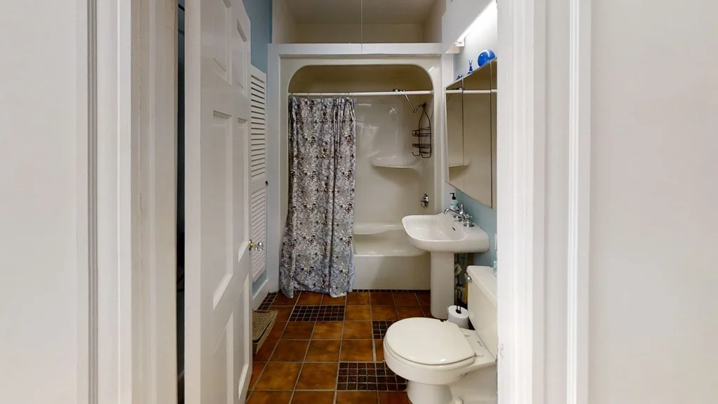 3 bed, 1 bath apartment for rent at 307 Tappan St Unit 3, Beaconsfield — photo 12 of 13