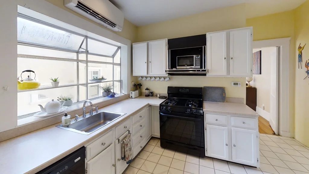 3 bed, 1 bath apartment for rent at 307 Tappan St Unit 3, Beaconsfield — photo 5 of 13