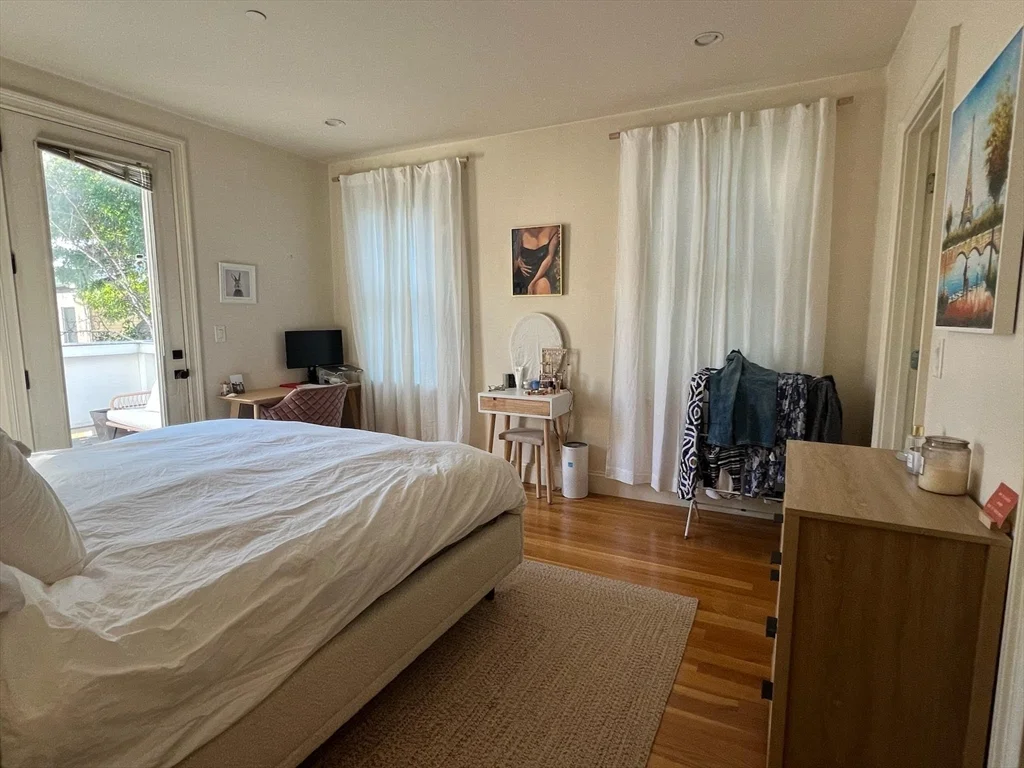 2 bed, 2 bath apartment for rent at 308 Beacon St Unit 3, Somerville — photo 6 of 10