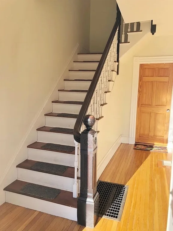2 bed, 1 bath apartment for rent at 308 Belmont St Unit 2, Quincy — photo 2 of 18