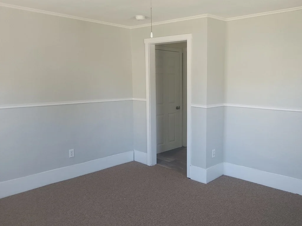 Studio bed, 1 bath apartment for rent at 308 Broadway Unit 2N, Central — photo 4 of 7
