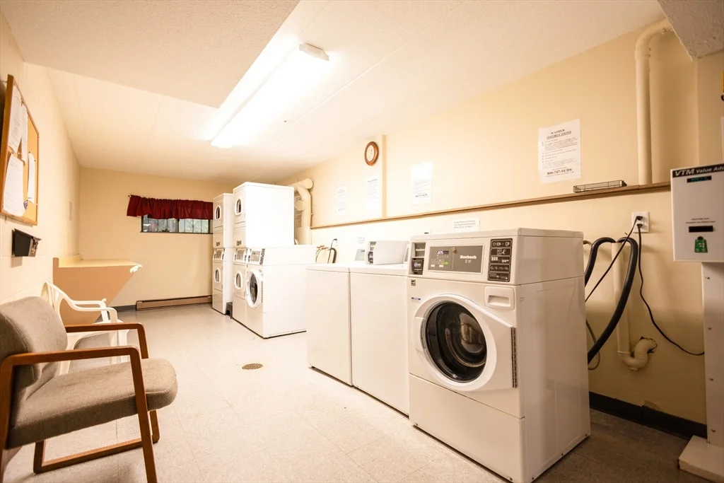 2 bed, 1 bath apartment for rent at 308 Quarry St Unit 205, Quincy — photo 10 of 19