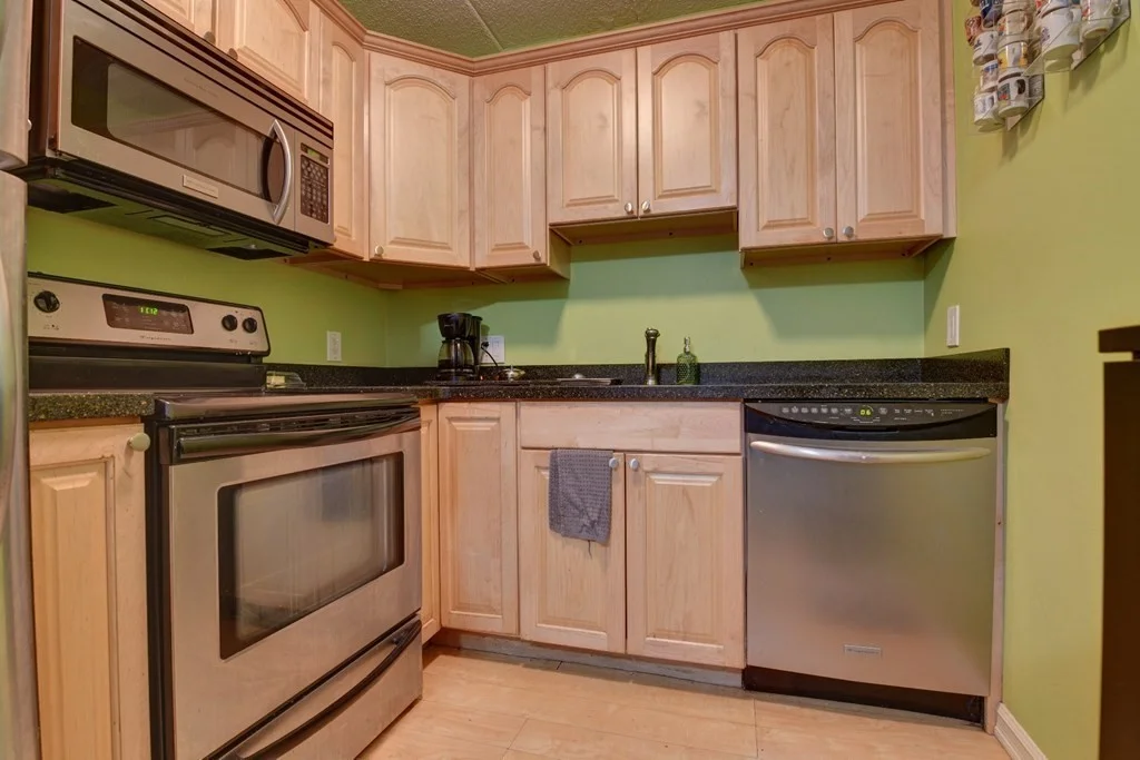 1 bed, 1 bath apartment for rent at 308 Quarry St Unit 5, Quincy — photo 13 of 30