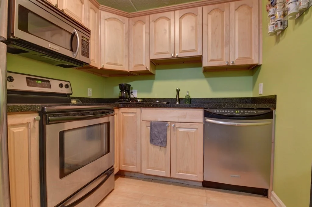 1 bed, 1 bath apartment for rent at 308 Quarry St Unit 5, Quincy — photo 12 of 30