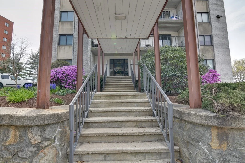 1 bed, 1 bath apartment for rent at 308 Quarry St Unit 5, Quincy — photo 30 of 30