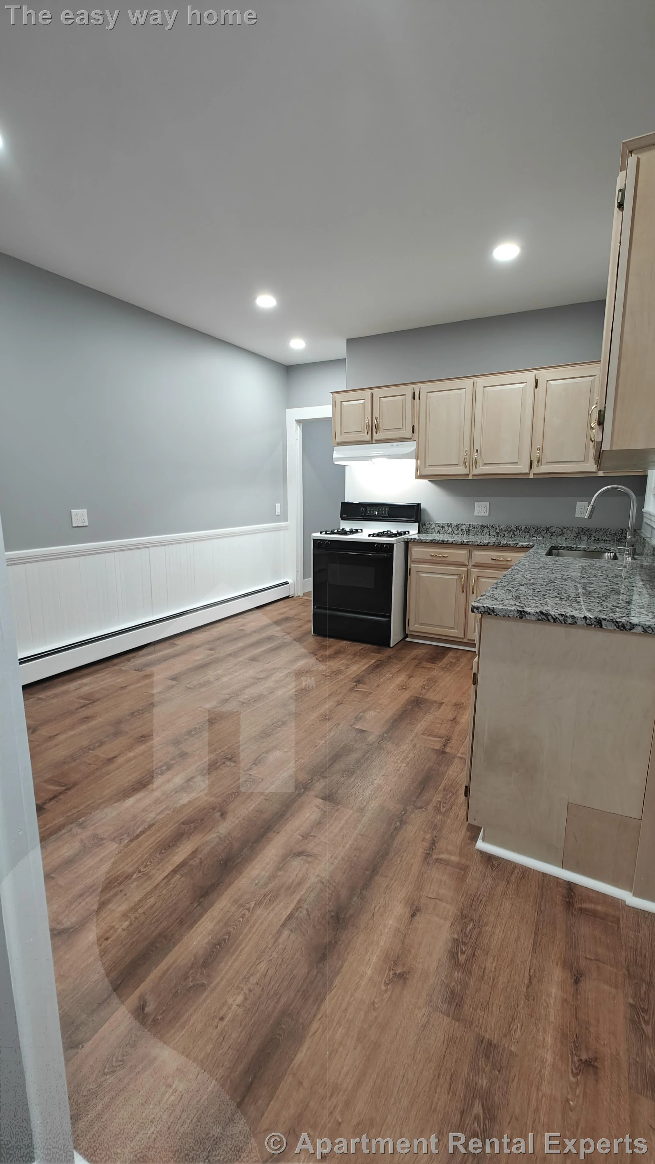 3 bed, 1 bath apartment for rent at 308 Spring St Extension, Glenwood — photo 2 of 7
