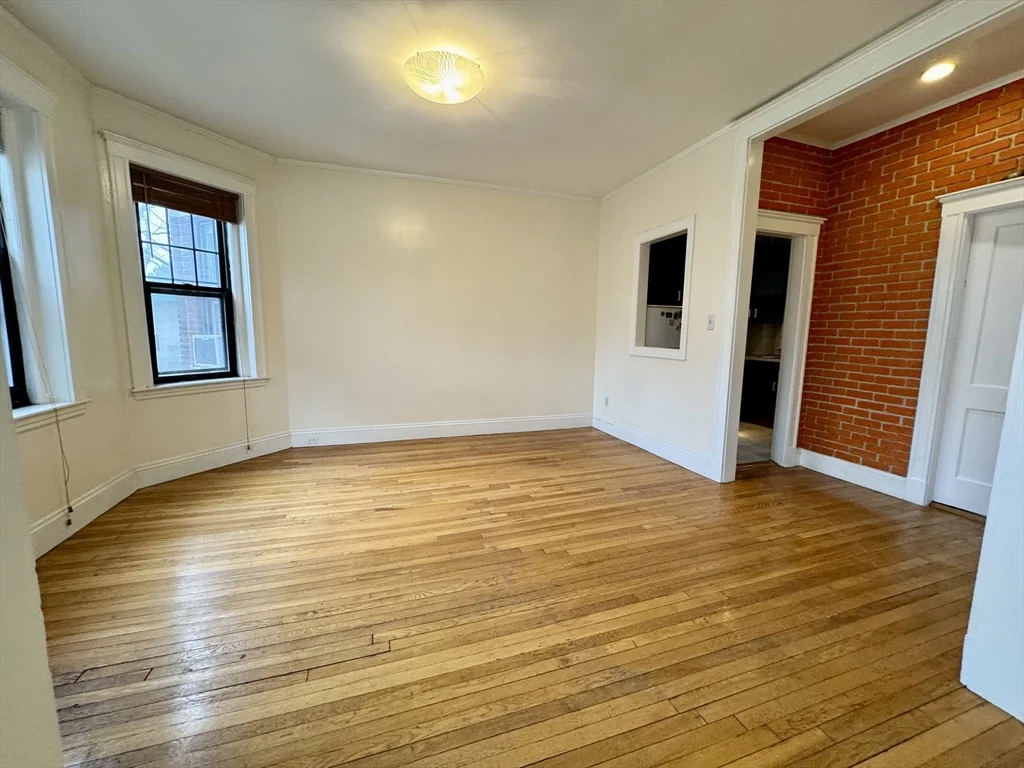 1 bed, 1 bath apartment for rent at 309 Allston St Unit 2, Brighton — photo 4 of 11