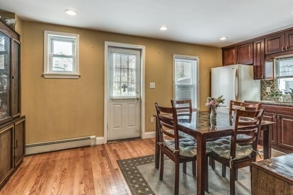 3 bed, 1 bath apartment for rent at 309 Columbia Unit 309, Wellington-Harrington — photo 8 of 27