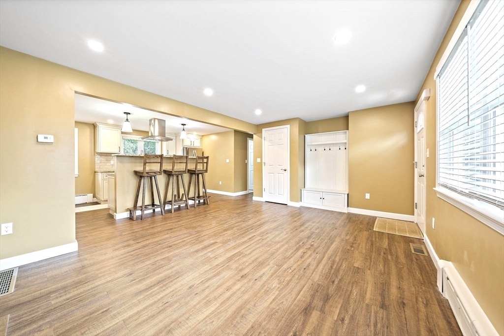 2 bed, 1 bath apartment for rent at 309 Farrington St Unit 1, Wollaston — photo 13 of 18