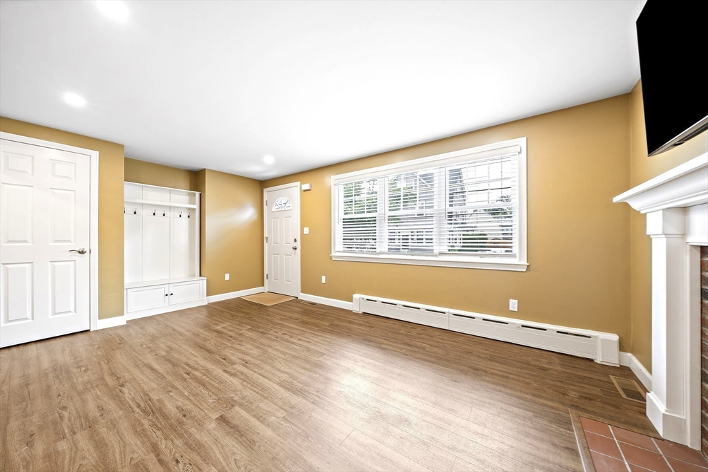 2 bed, 1 bath apartment for rent at 309 Farrington St Unit 1, Wollaston — photo 14 of 18