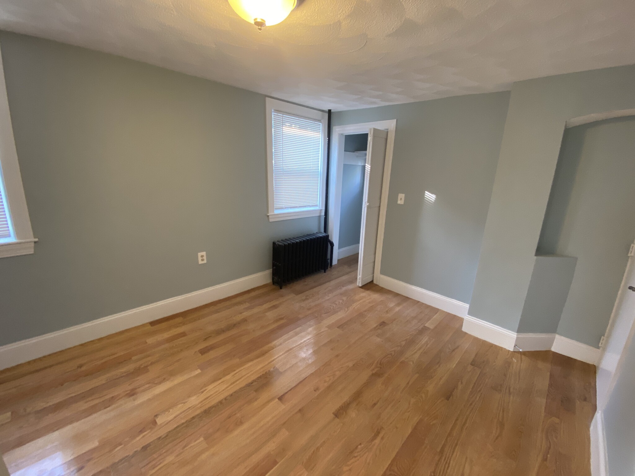 2 bed, 1 bath apartment for rent at 309 Highland Ave Unit A1, Powder House Square — photo 6 of 9