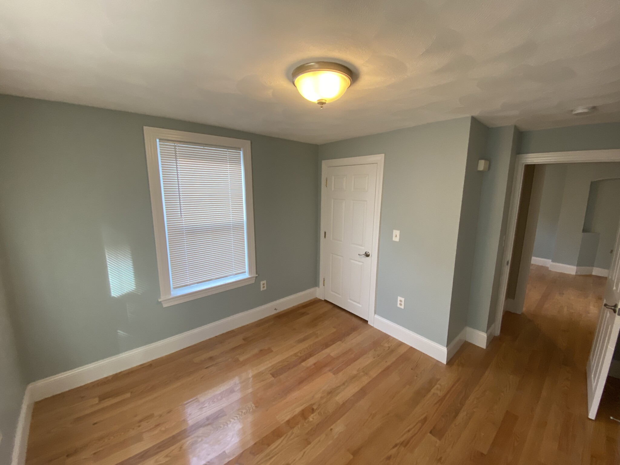 2 bed, 1 bath apartment for rent at 309 Highland Ave Unit R, Powder House Square — photo 12 of 51