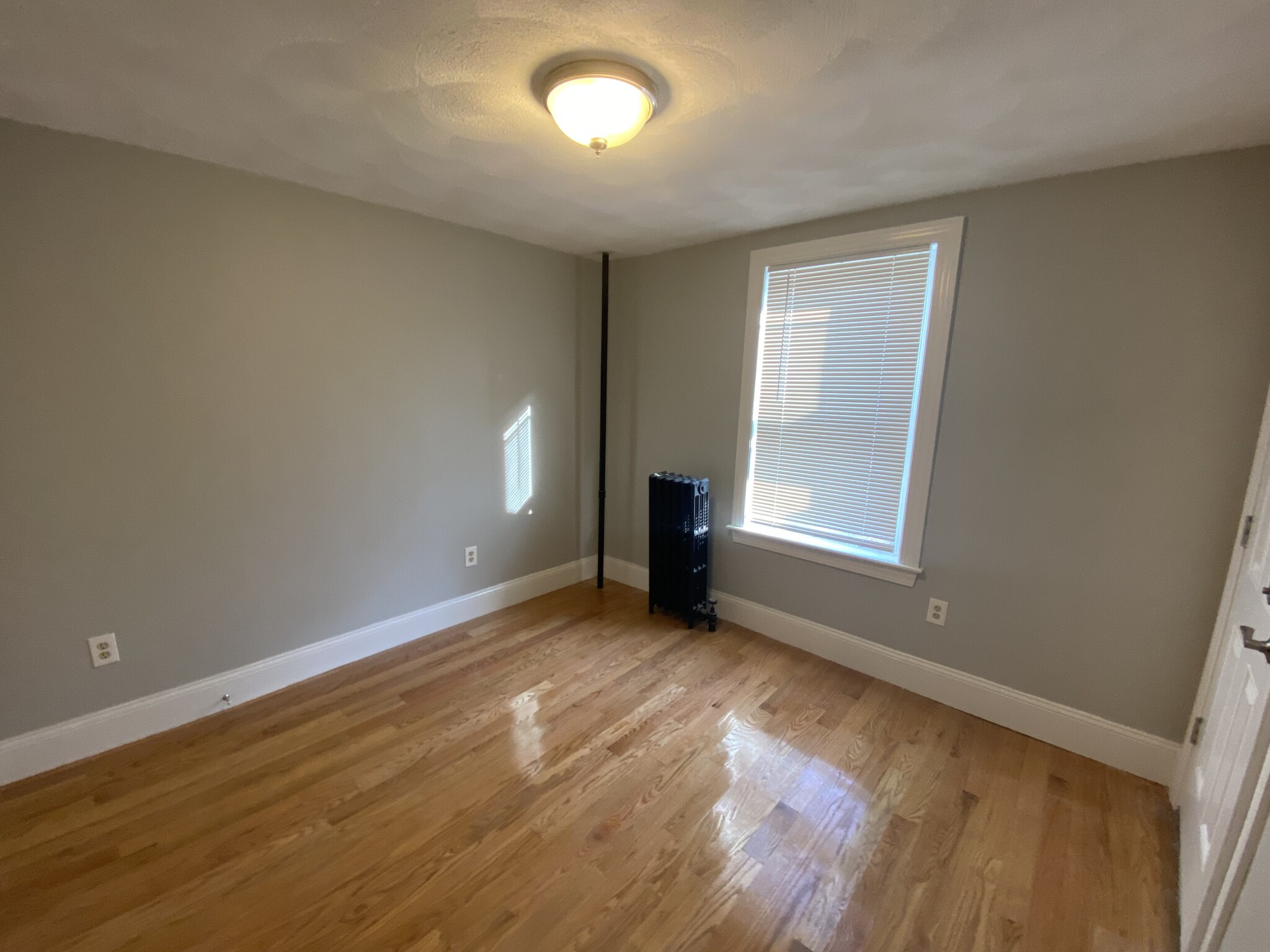 2 bed, 1 bath apartment for rent at 309 Highland Ave Unit R, Powder House Square — photo 45 of 51