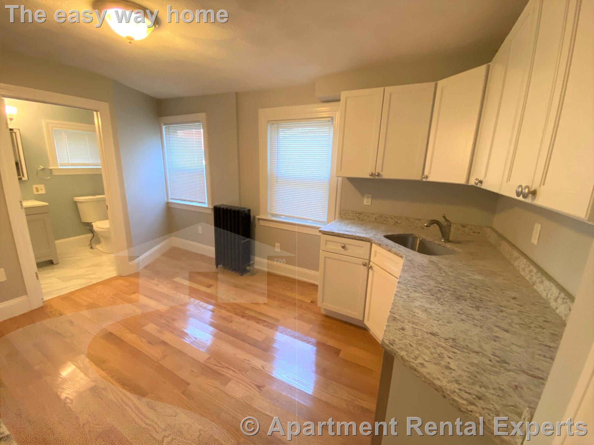 2 bed, 1 bath apartment for rent at 309 Highland Ave Unit Unit A, Davis Square — photo 4 of 19