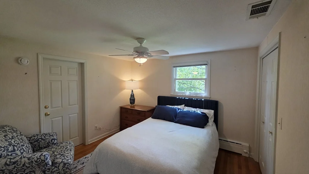 2 bed, 1 bath apartment for rent at 309 Island Pond, Springfield — photo 14 of 18