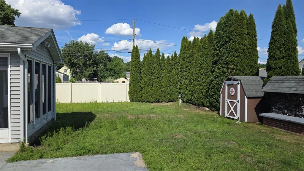 2 bed, 1 bath apartment for rent at 309 Island Pond, Springfield — photo 18 of 18