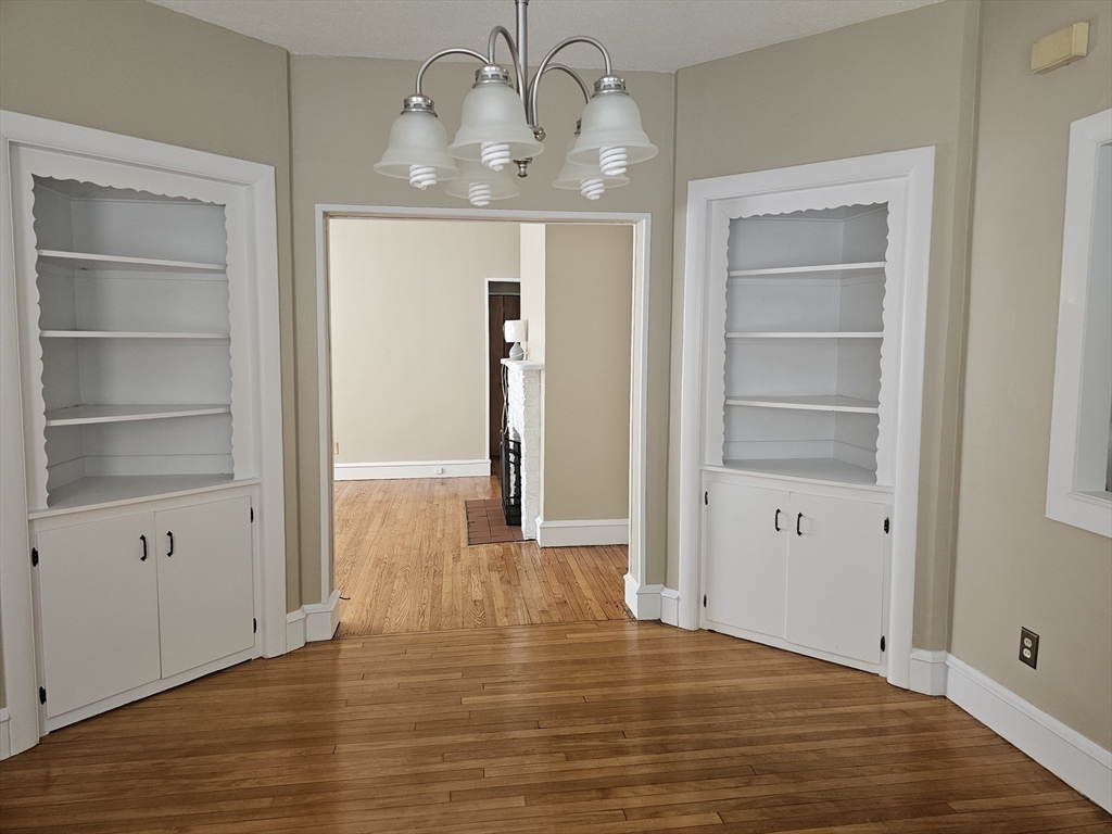 2 bed, 1 bath apartment for rent at 309 Madison St Unit 2, Fall River — photo 3 of 19