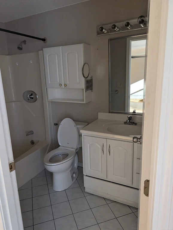 2 bed, 2 bath apartment for rent at 30C Margin Unit C, Lynn — photo 11 of 23