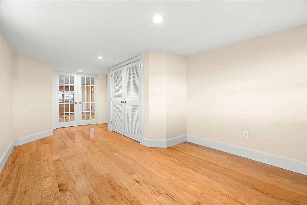 6 bed, 4+ bath apartment for rent at 30R Harbor St, Danversport — photo 36 of 41