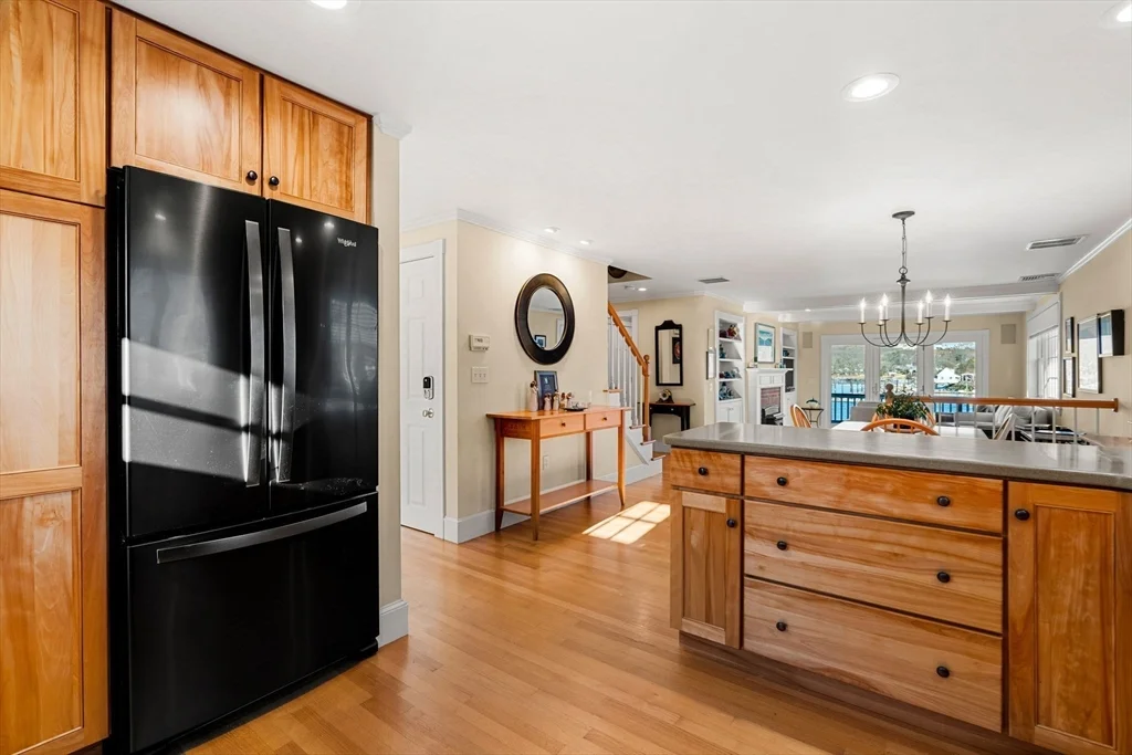 6 bed, 4+ bath apartment for rent at 30R Harbor St, Danversport — photo 16 of 41