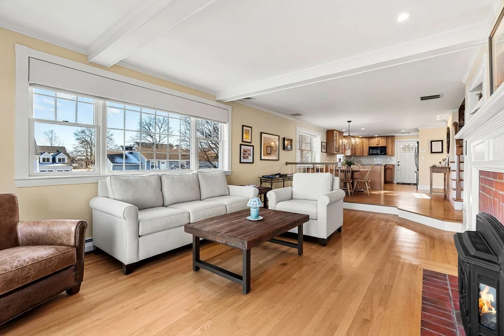 6 bed, 4+ bath apartment for rent at 30R Harbor St, Danversport — photo 9 of 41