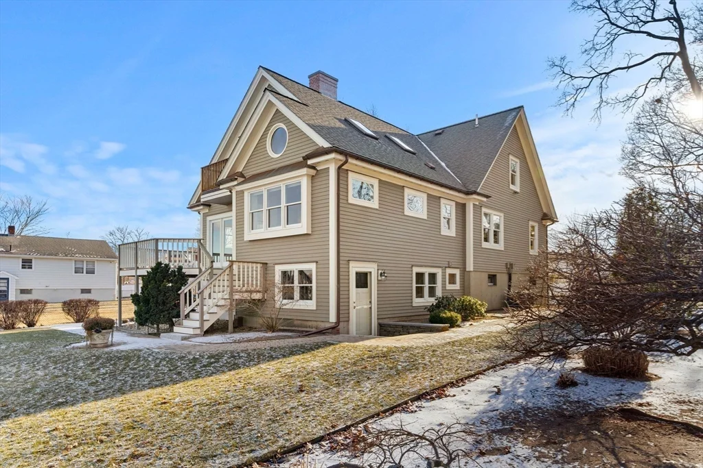 6 bed, 4+ bath apartment for rent at 30R Harbor St, Danversport — photo 4 of 41
