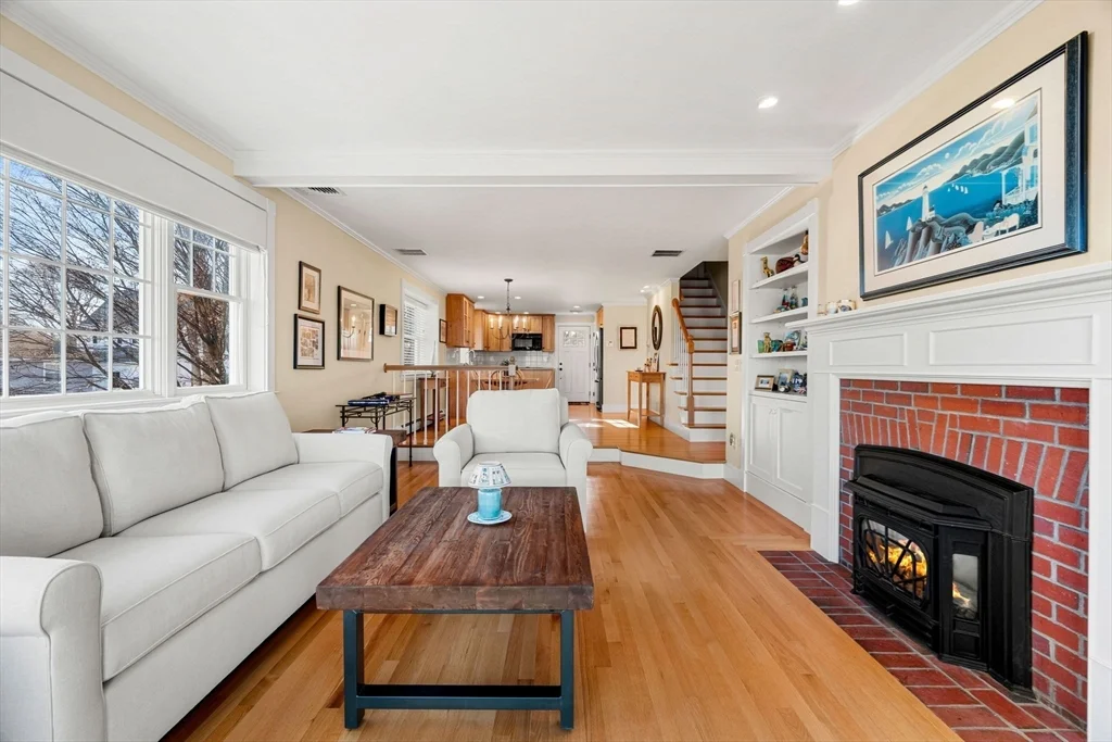 6 bed, 4+ bath apartment for rent at 30R Harbor St, Danversport — photo 10 of 41