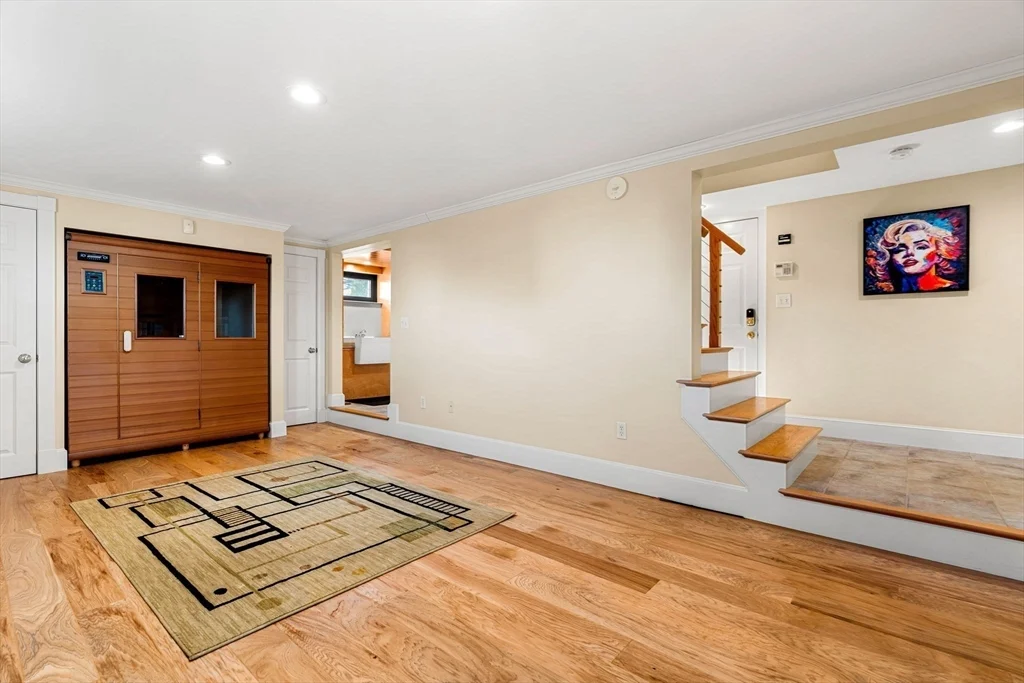 6 bed, 4+ bath apartment for rent at 30R Harbor St, Danversport — photo 34 of 41