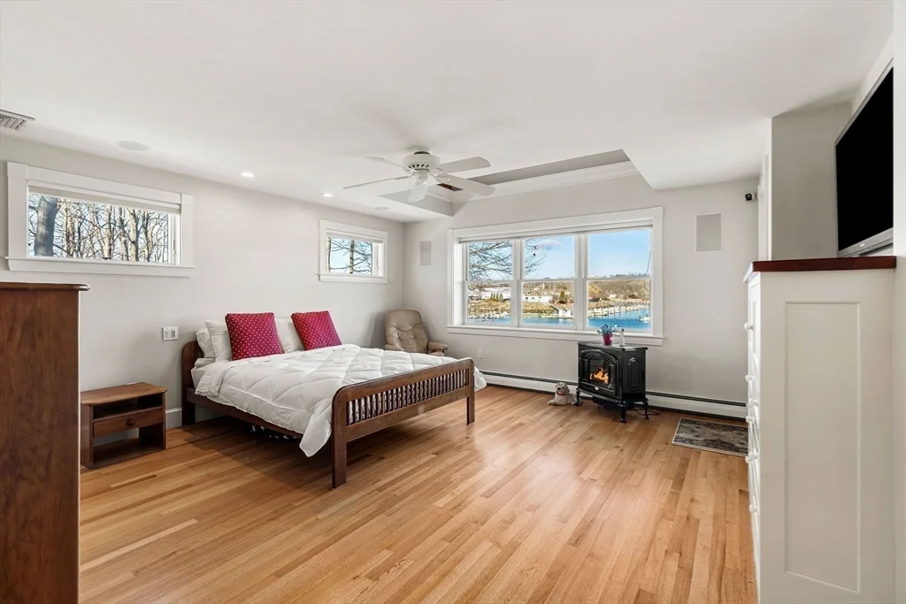 6 bed, 4+ bath apartment for rent at 30R Harbor St, Danversport — photo 20 of 41
