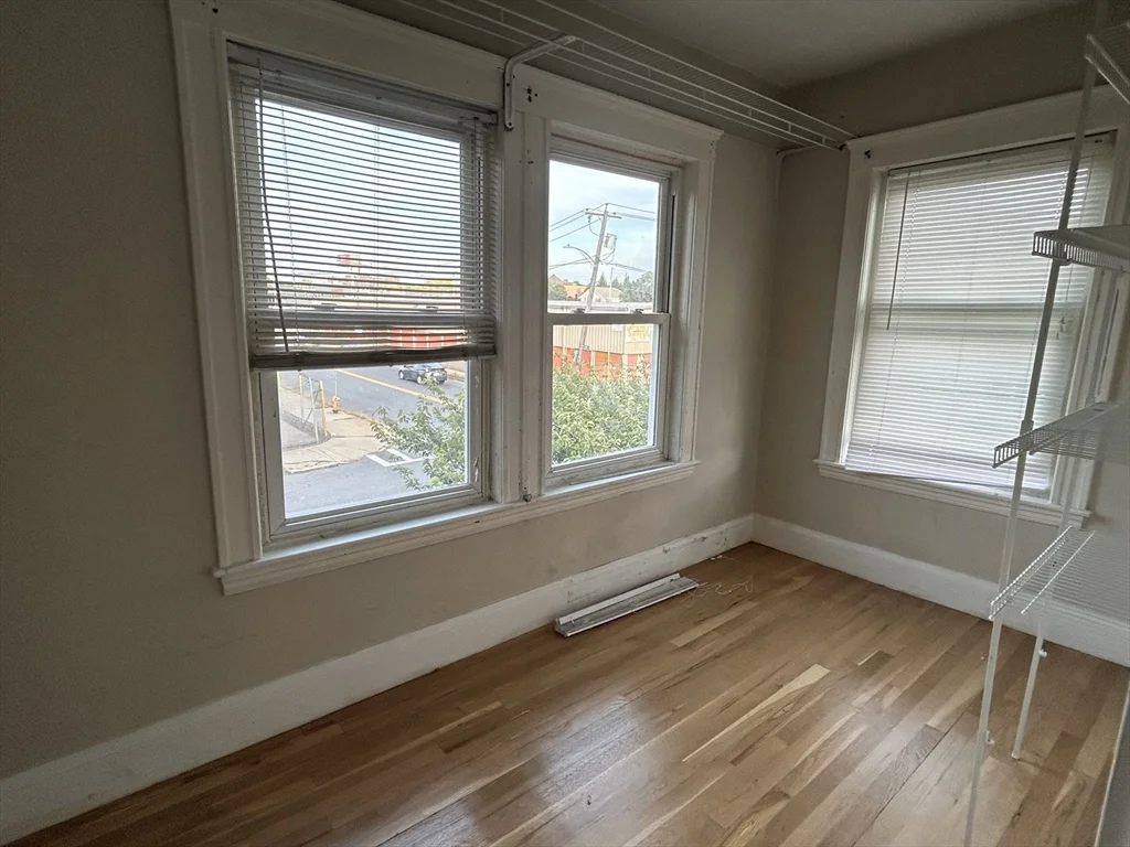 4 bed, 1 bath apartment for rent at 31-33 Harvard St Unit 2, Medford — photo 8 of 13