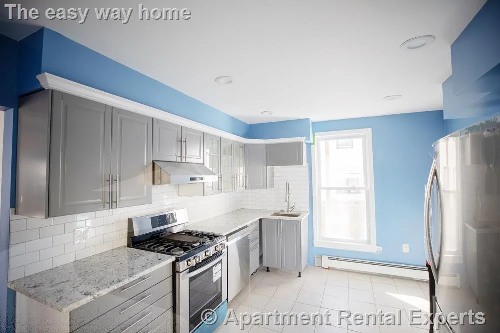 1 bed, 1 bath apartment for rent at 33 High St, Malden Center — photo 2 of 12