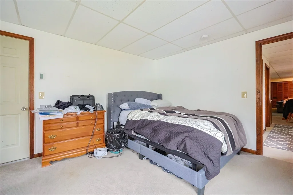 1 bed, 1 bath apartment for rent at 31-33 Leicester St Unit 2, Oxford — photo 2 of 16