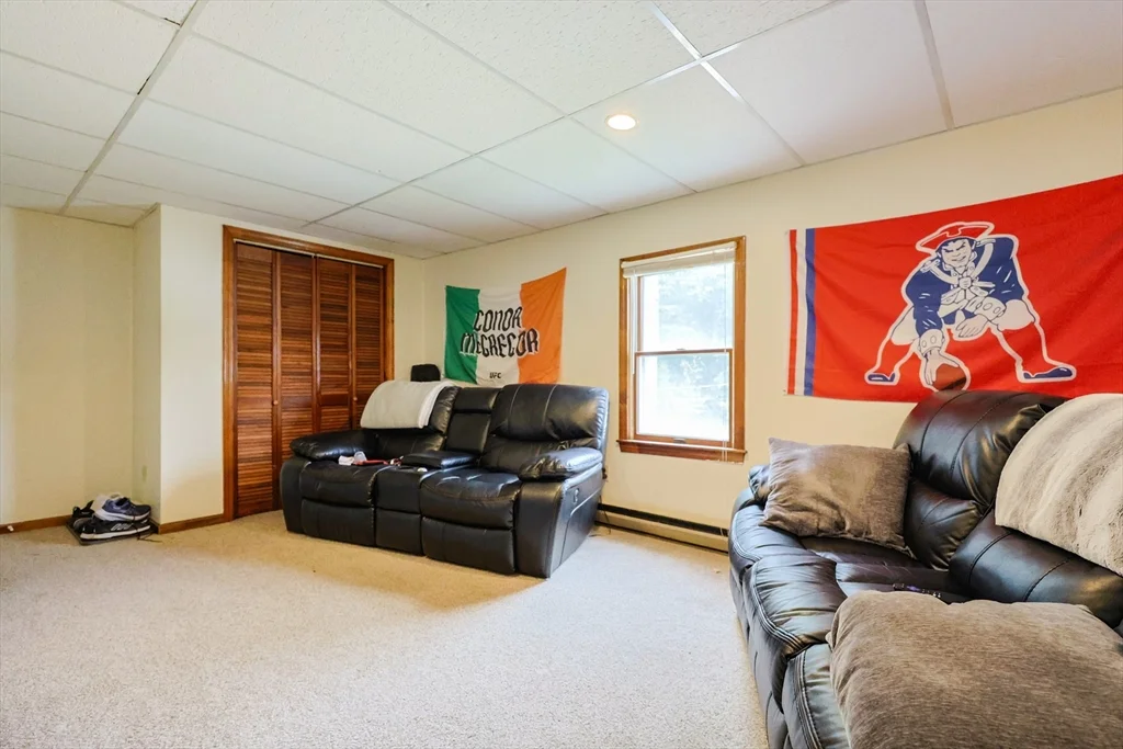 1 bed, 1 bath apartment for rent at 31-33 Leicester St Unit 4, Oxford — photo 10 of 16