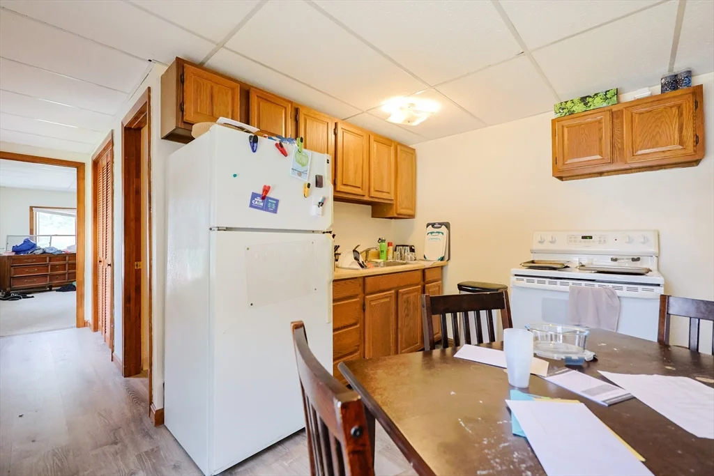 1 bed, 1 bath apartment for rent at 31-33 Leicester St Unit 4, Oxford — photo 12 of 16