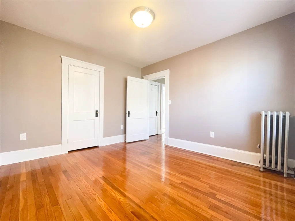 2 bed, 1 bath apartment for rent at 31-33 Melbourne St Unit 3, Dorchester — photo 14 of 19