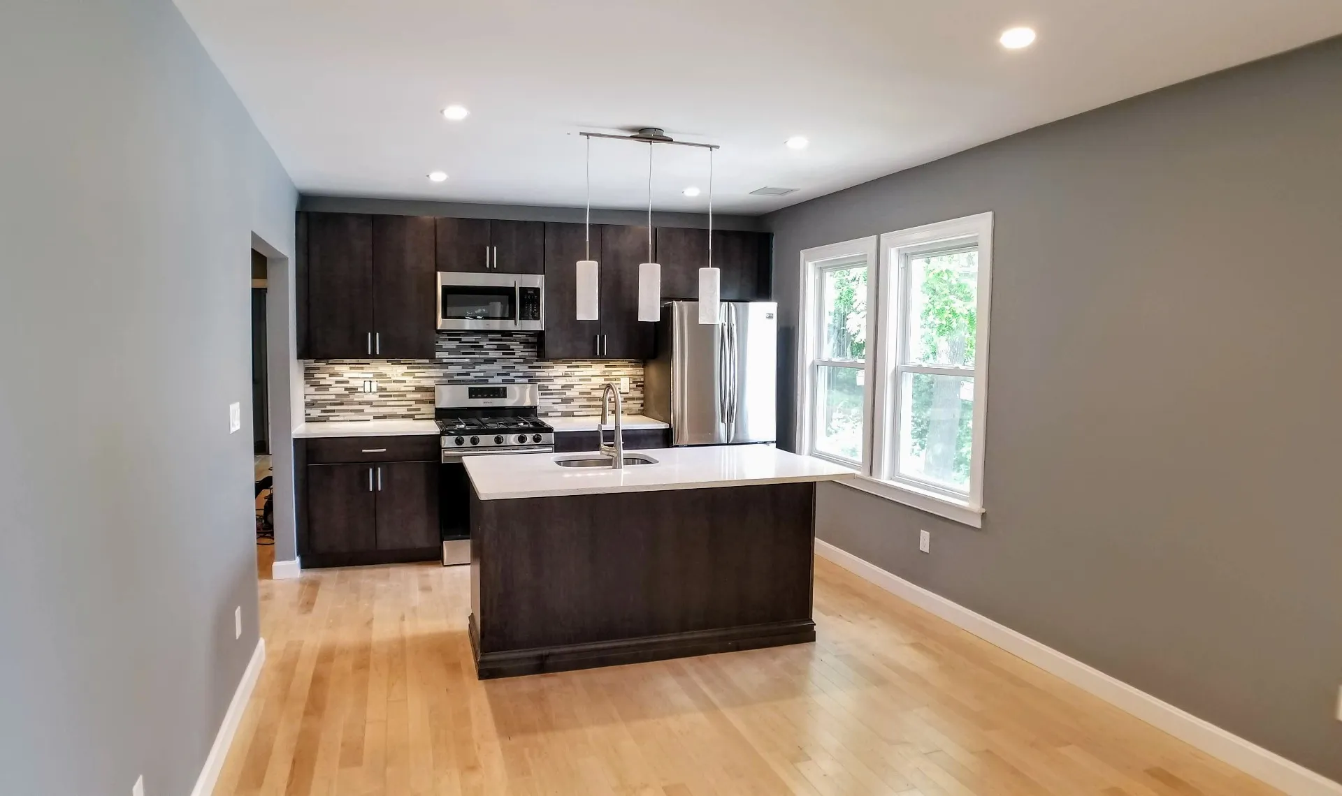 3 bed, 1 bath apartment for rent at 31-33 Thornton St Unit 1, Roxbury — photo 24 of 24