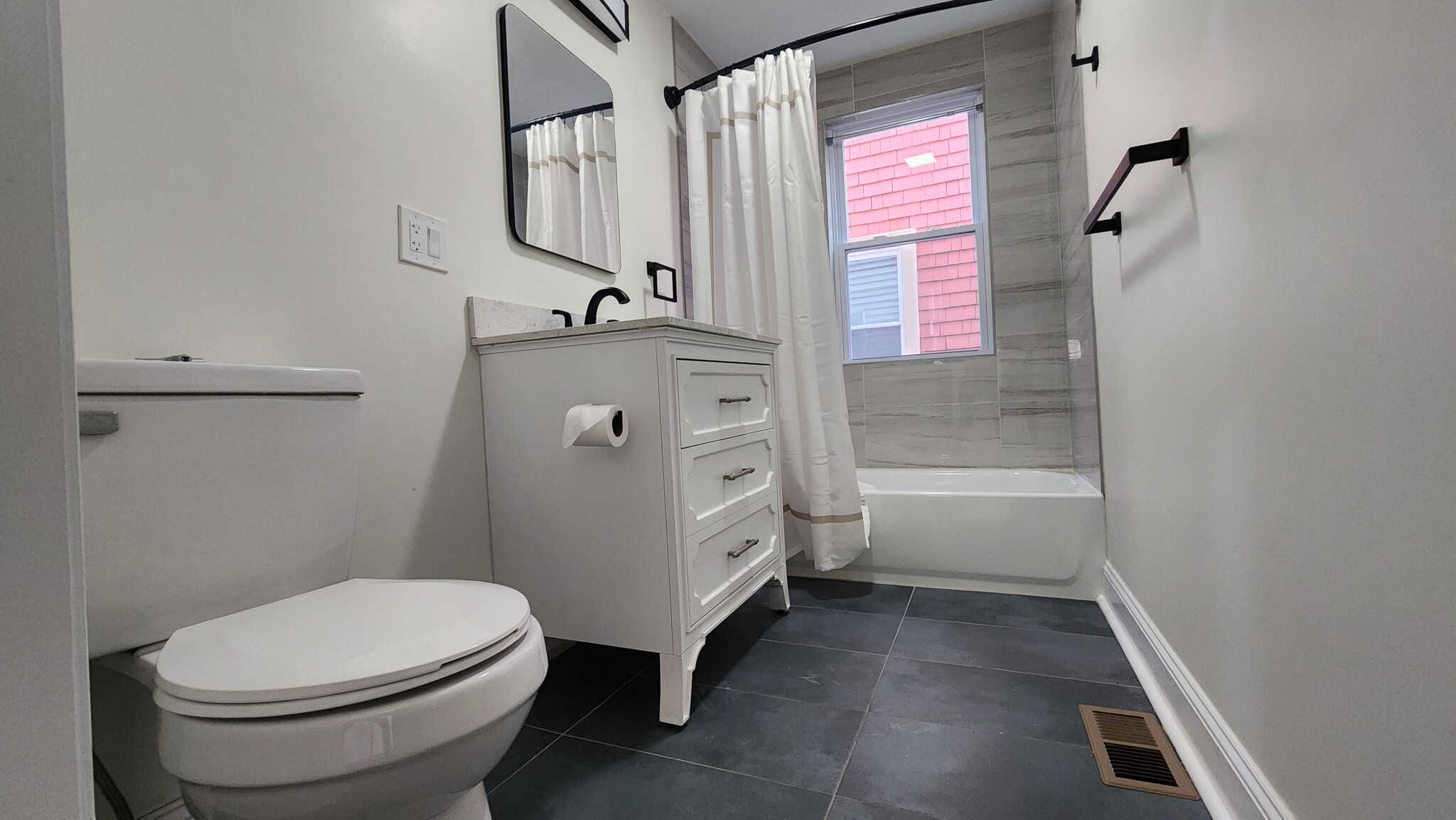 3 bed, 1 bath apartment for rent at 31-A Juliette St Unit 1, Dorchester — photo 5 of 9