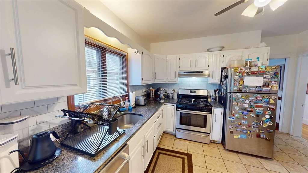 4 bed, 2 bath apartment for rent at 31 Ainsworth Unit 2, Roslindale — photo 7 of 16