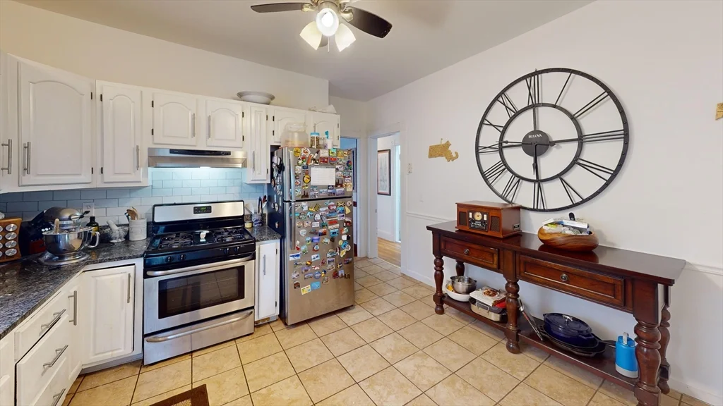 4 bed, 2 bath apartment for rent at 31 Ainsworth Unit 2, Roslindale — photo 14 of 16