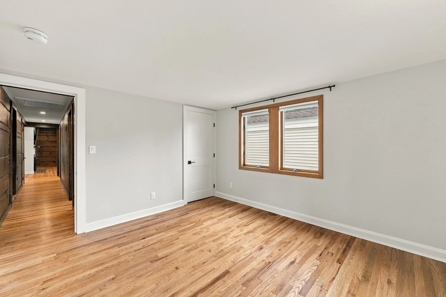 3 bed, 1 bath apartment for rent at 31 Amherst Rd, Marblehead — photo 34 of 36
