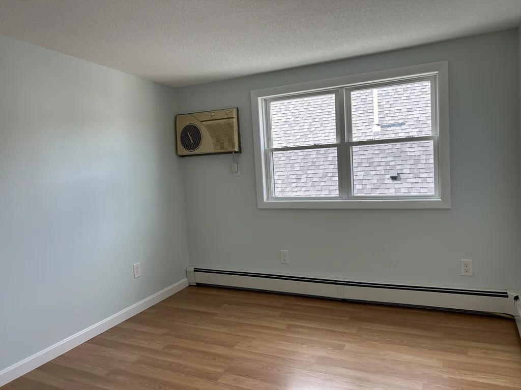 4 bed, 2 bath apartment for rent at 31 Bancroft St Unit 2, Watertown — photo 26 of 35