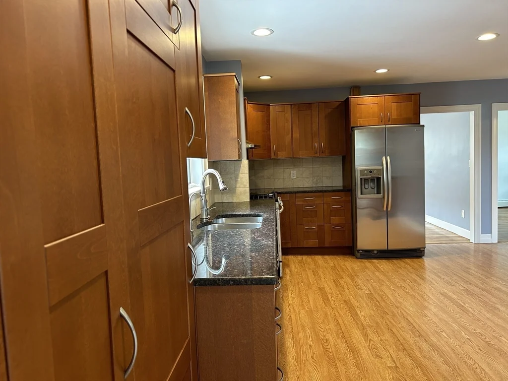 4 bed, 2 bath apartment for rent at 31 Bancroft St Unit 2, Watertown — photo 2 of 35
