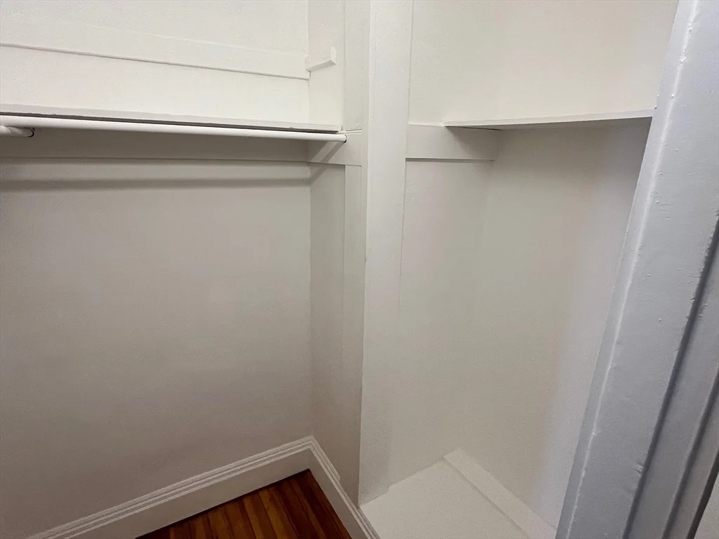 4 bed, 1 bath apartment for rent at 31 Barry St Unit 2, Dorchester — photo 21 of 24